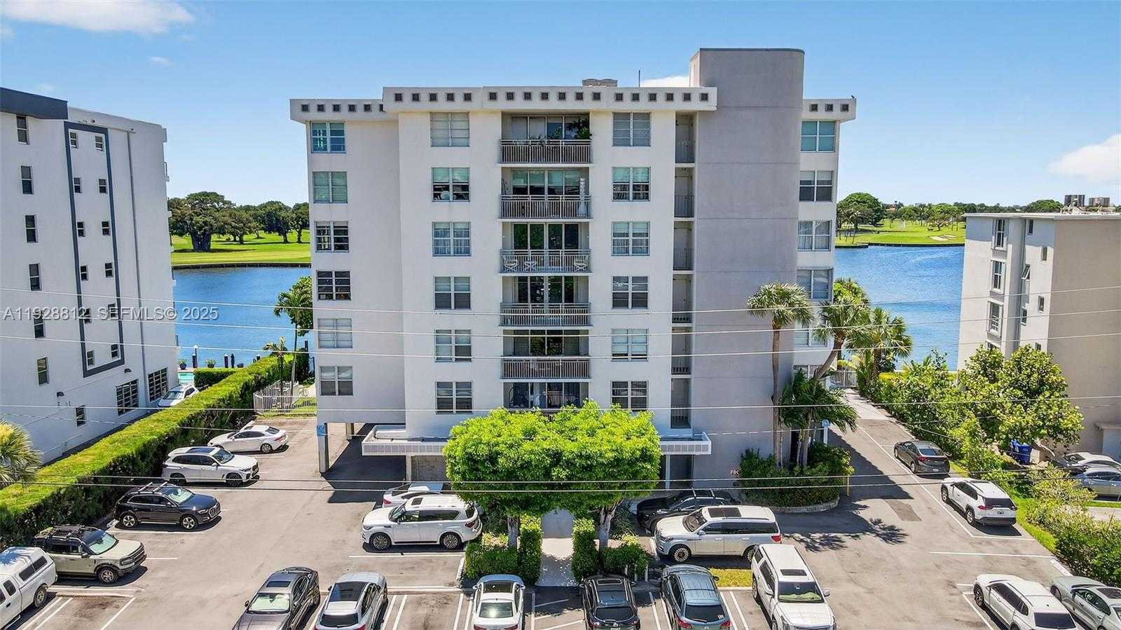 Small Image of 9250 WEST BAY HARBOR DR #5D, Bay Harbor Islands Number 69