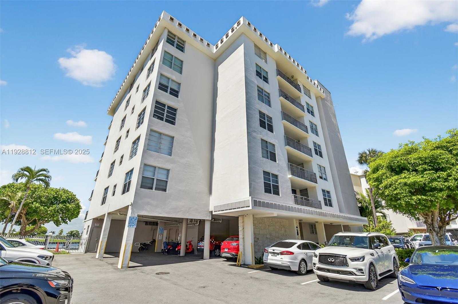 Small Image of 9250 WEST BAY HARBOR DR #5D, Bay Harbor Islands Number 70