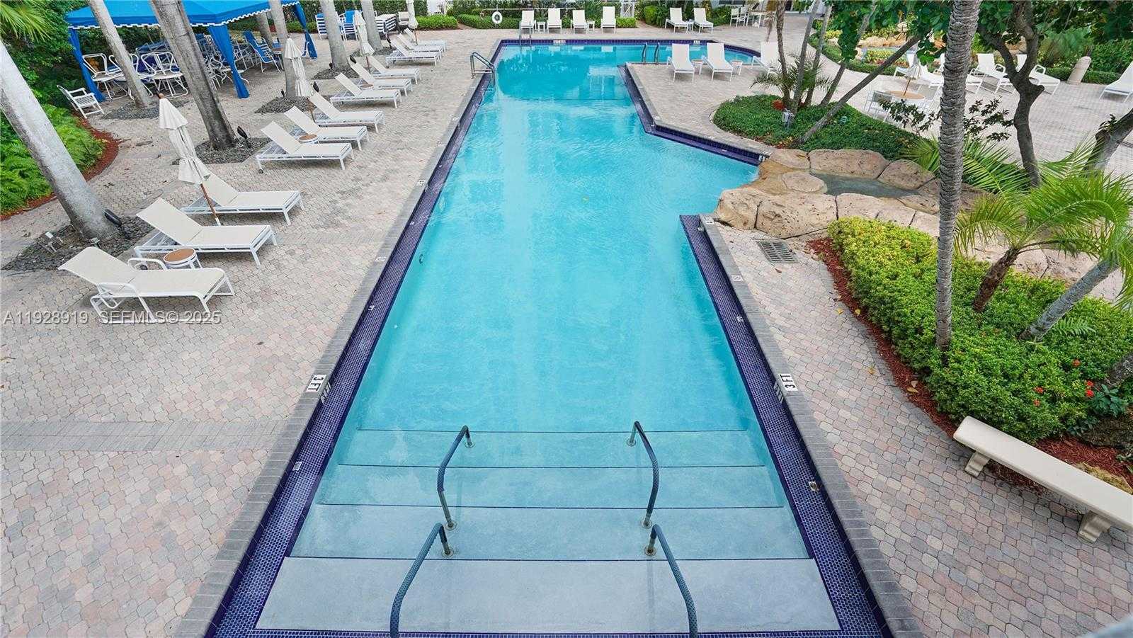 Small Image of 3600 MYSTIC POINTE DR #115, Aventura Number 23