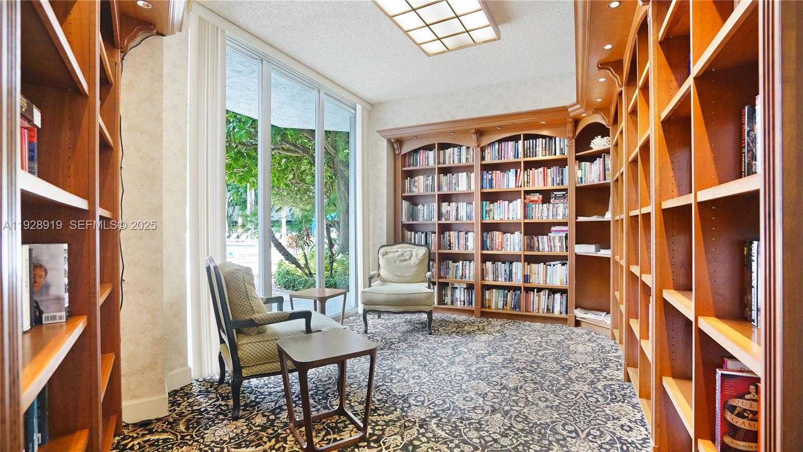 Small Image of 3600 MYSTIC POINTE DR #115, Aventura Number 36