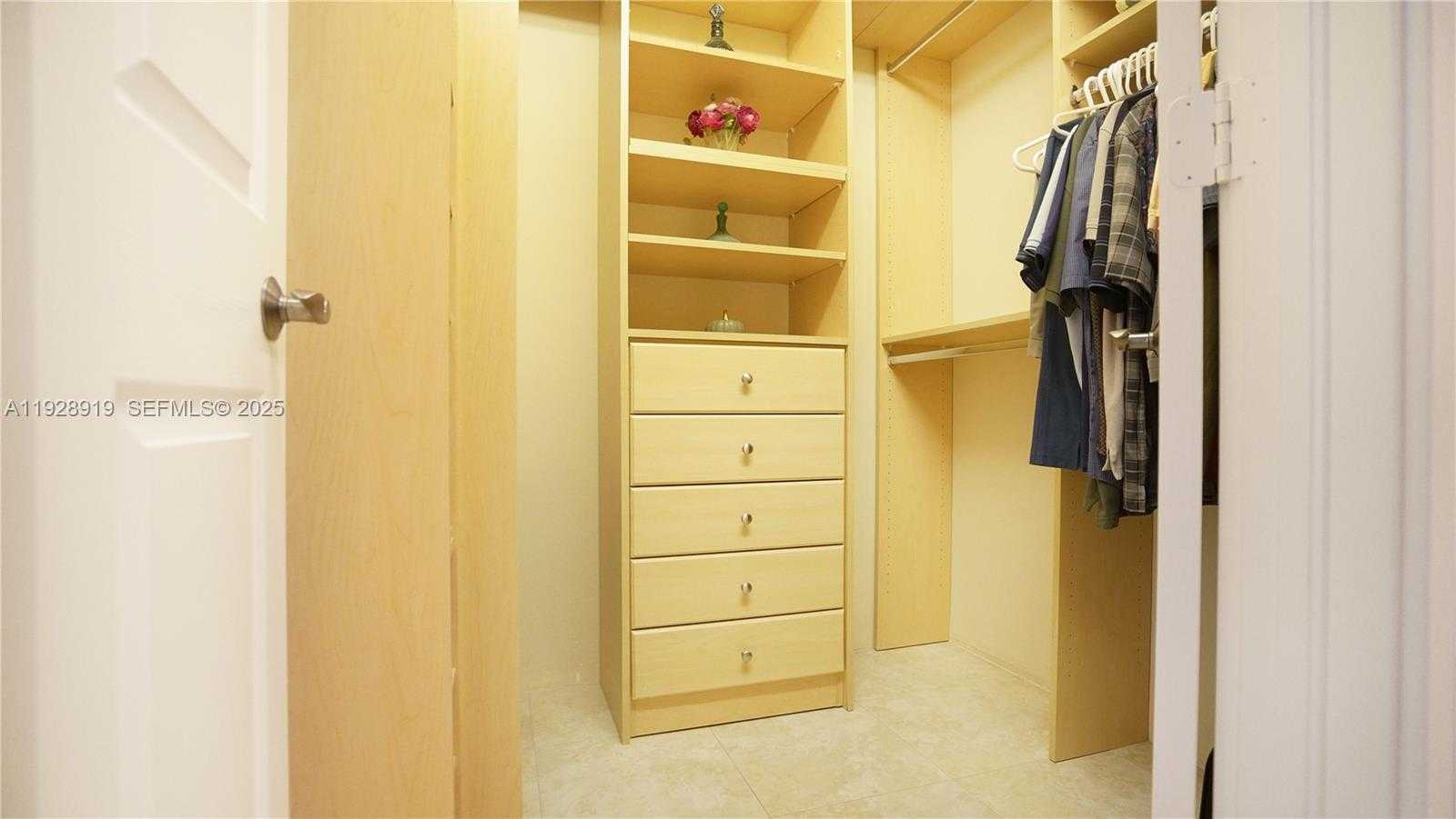 Small Image of 3600 MYSTIC POINTE DR #115, Aventura Number 52