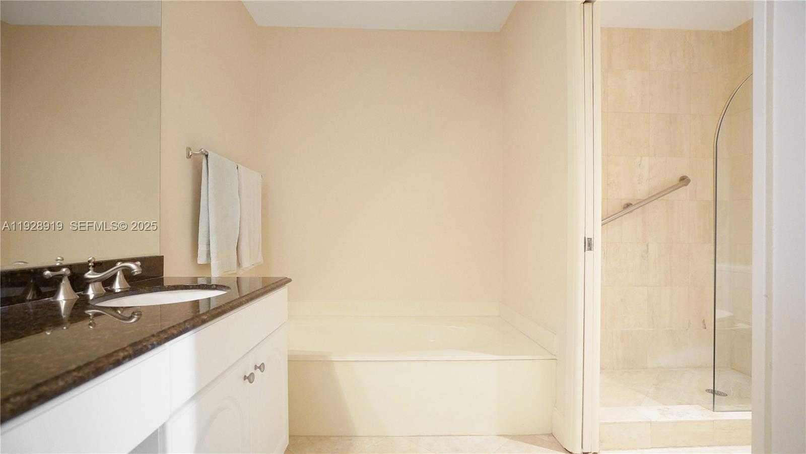 Small Image of 3600 MYSTIC POINTE DR #115, Aventura Number 53