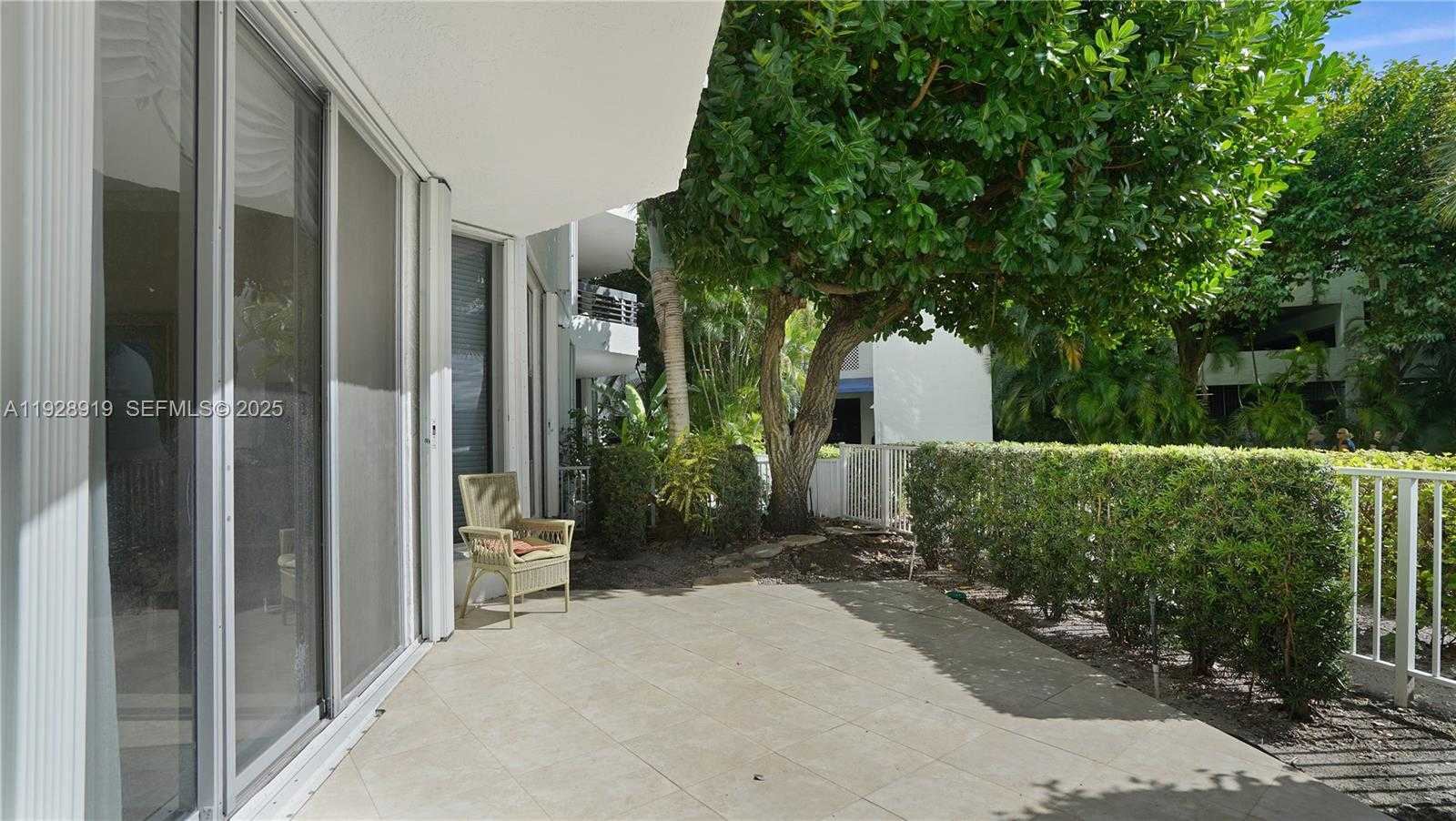 Small Image of 3600 MYSTIC POINTE DR #115, Aventura Number 6