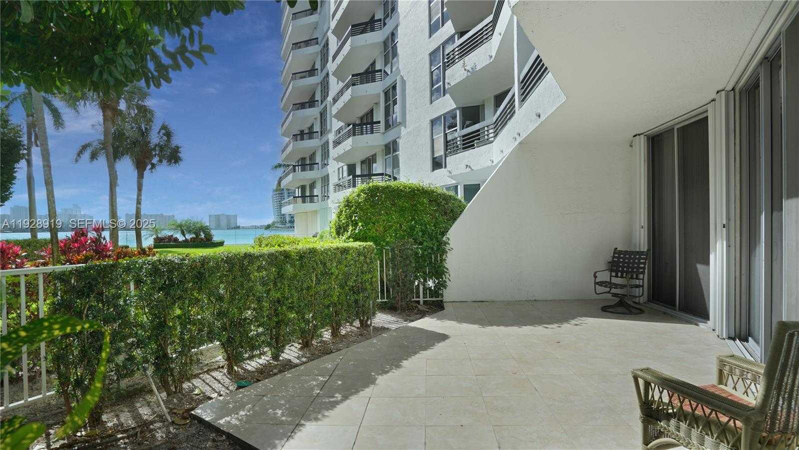 Small Image of 3600 MYSTIC POINTE DR #115, Aventura Number 7