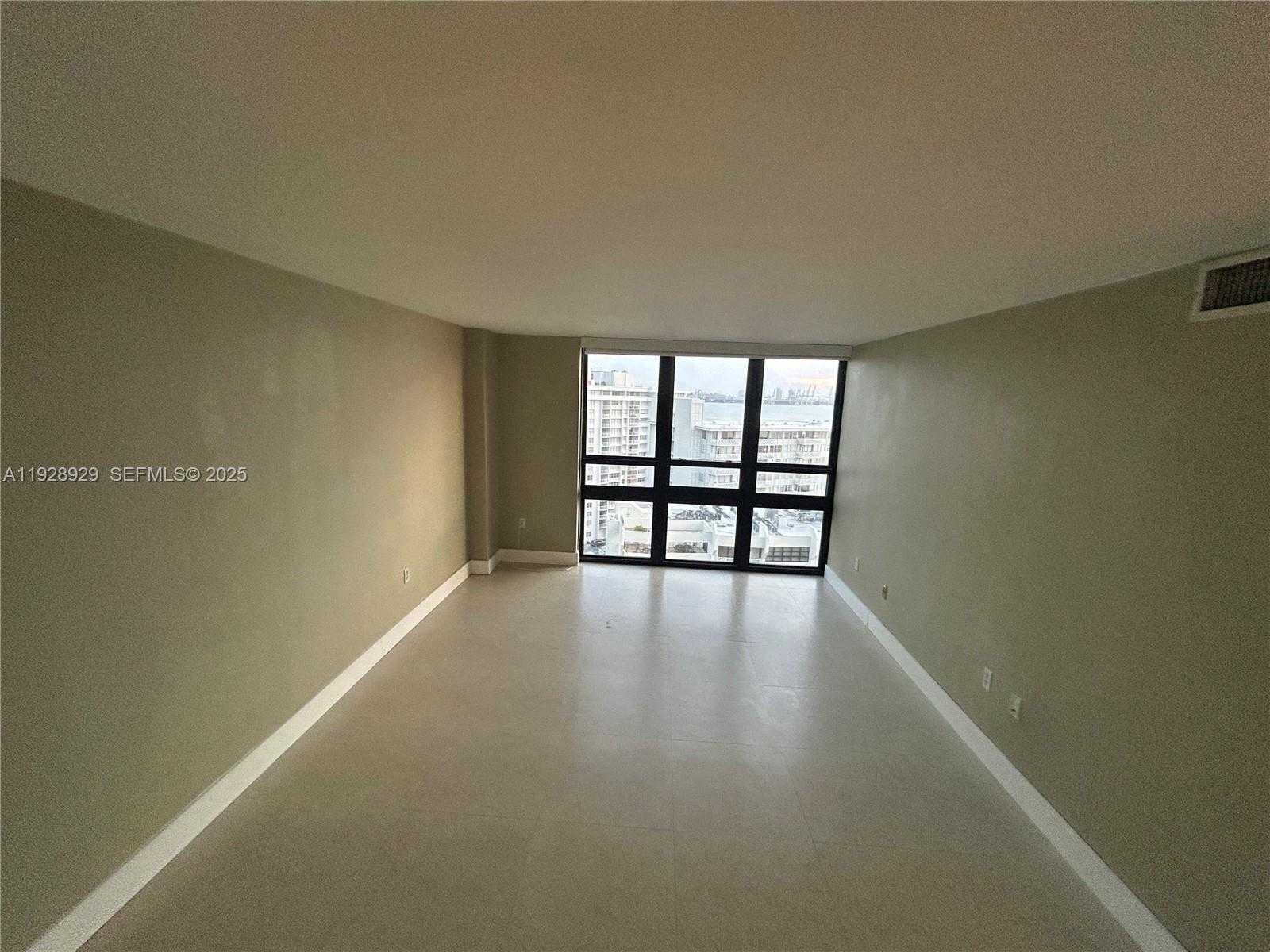 Small Image of 1450 BRICKELL BAY DR #1706, Miami Number 11