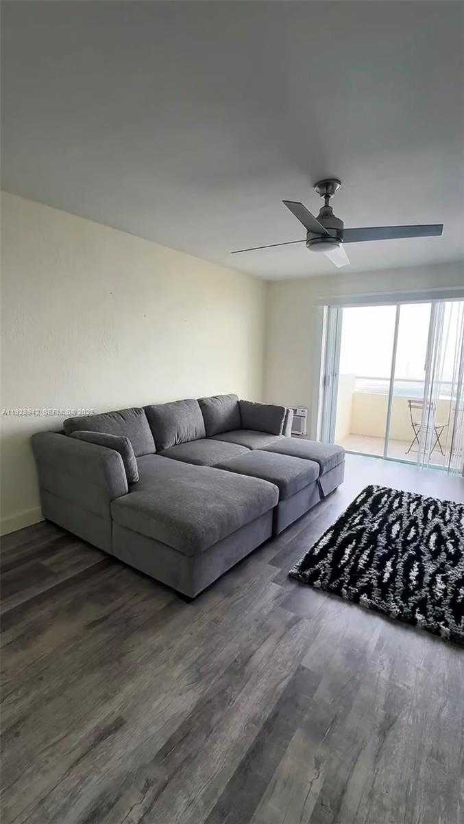 Small Image of 7904 WEST DR #315, North Bay Village Number 3