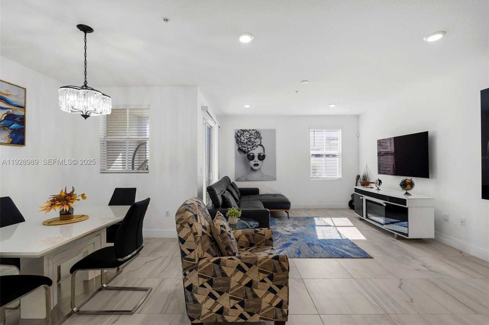 Imagen de Pequeño Objeto