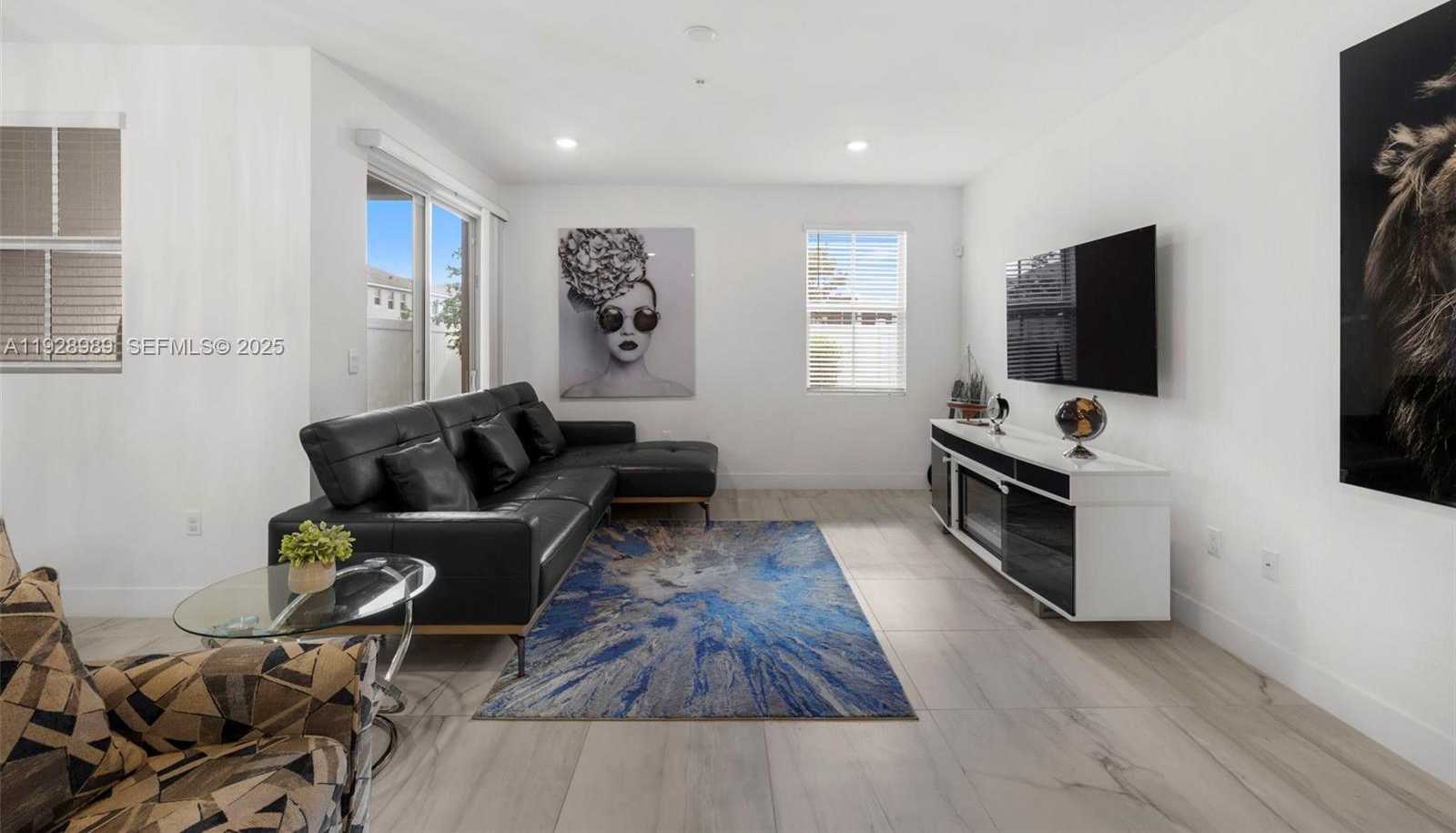 Imagen de Pequeño Objeto