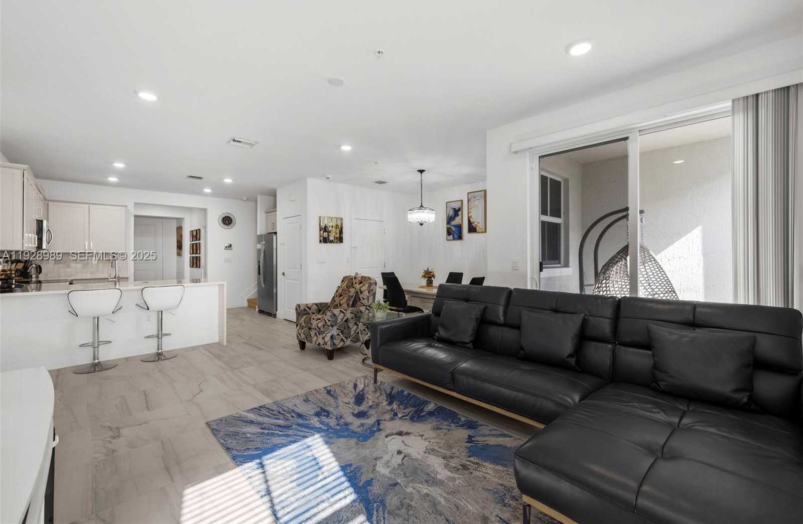 Imagen de Pequeño Objeto