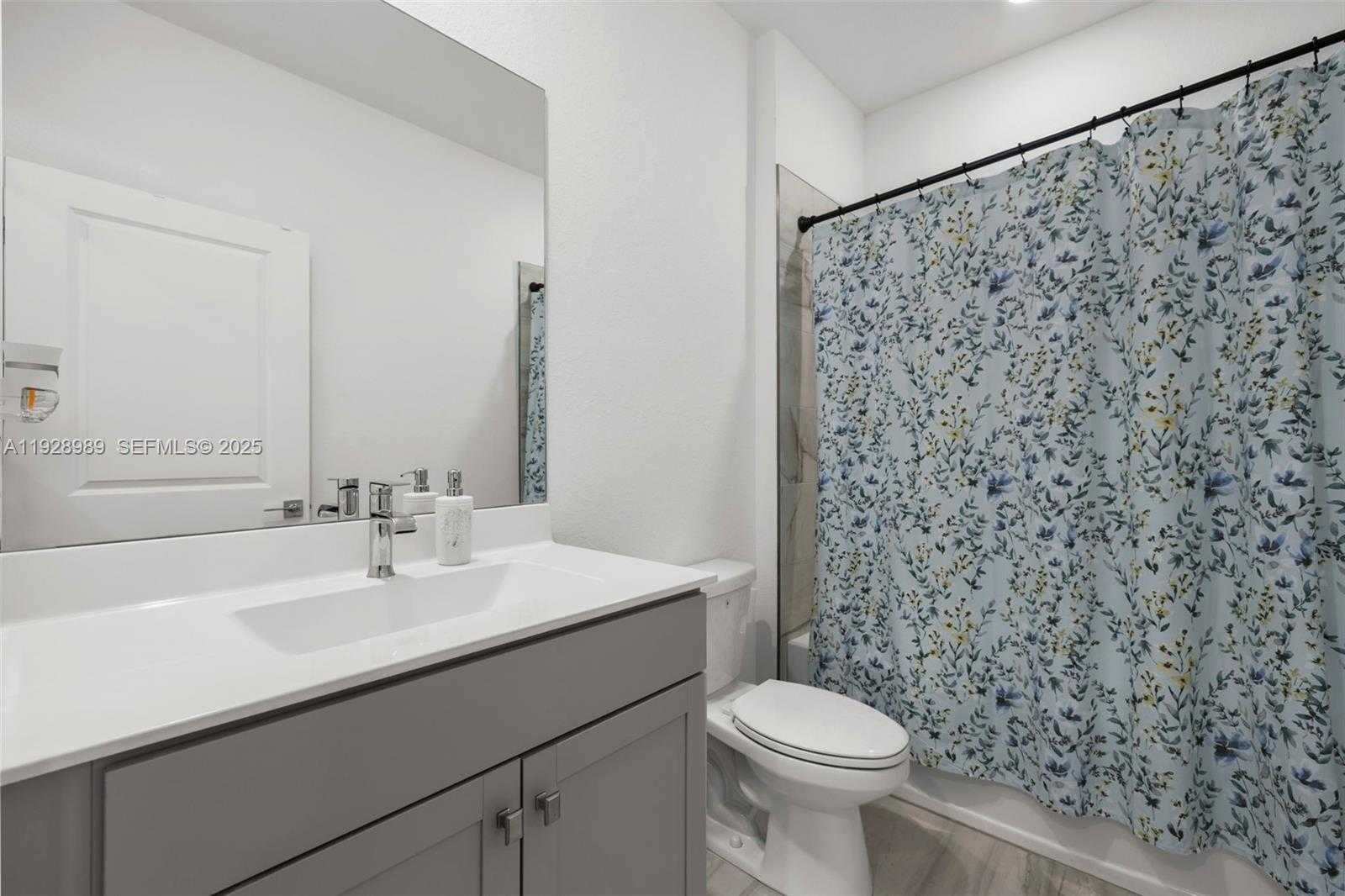 Imagen de Pequeño Objeto