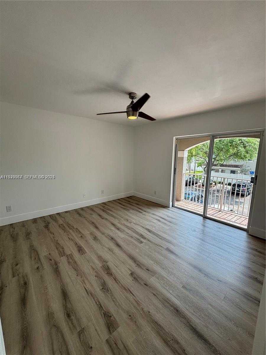 Small Image of 12637 SOUTH WEST 54TH ST, Miramar Number 7