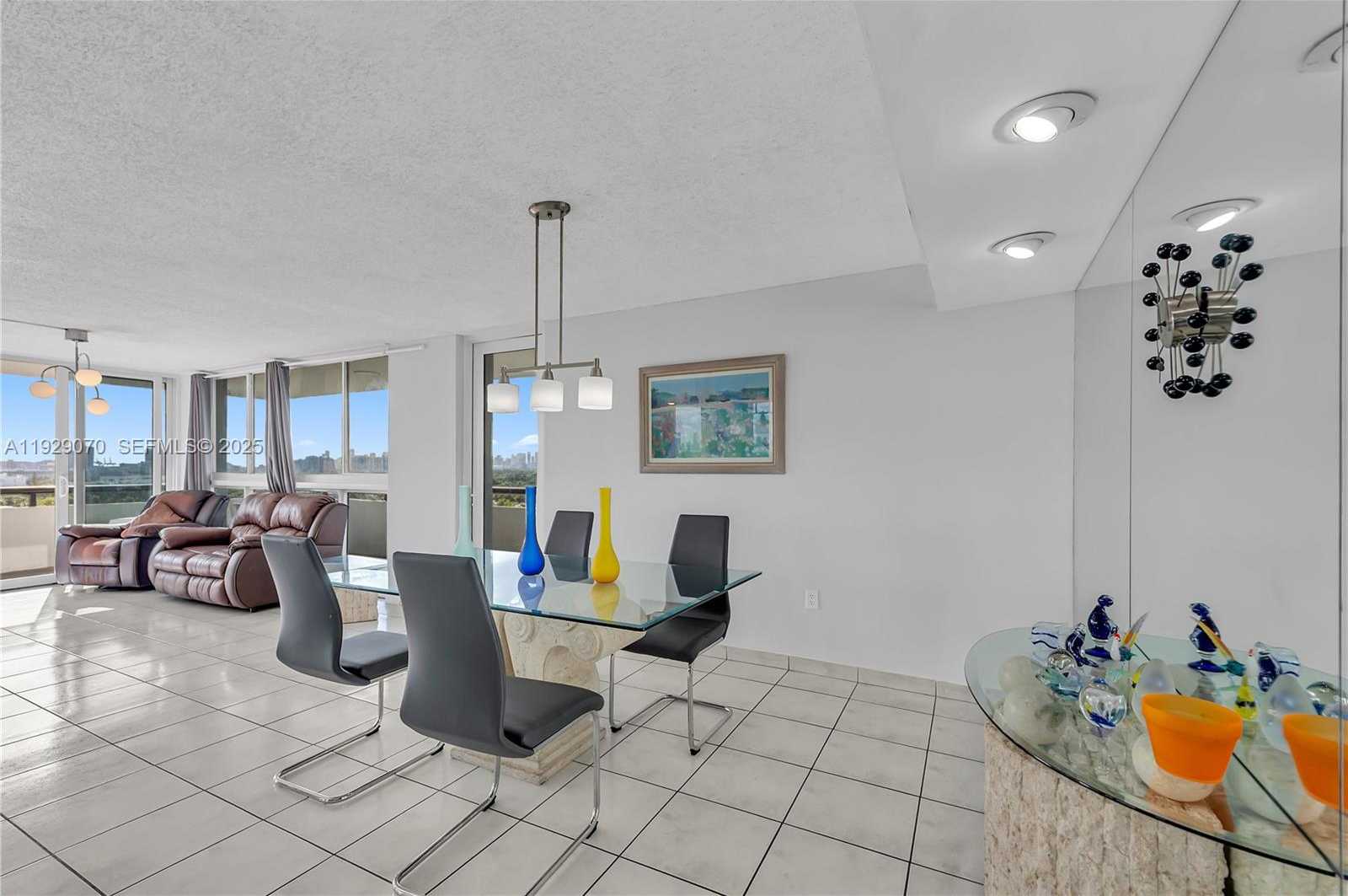 Small Image of 3200 COLLINS AVE #12-8, Miami Beach Number 11