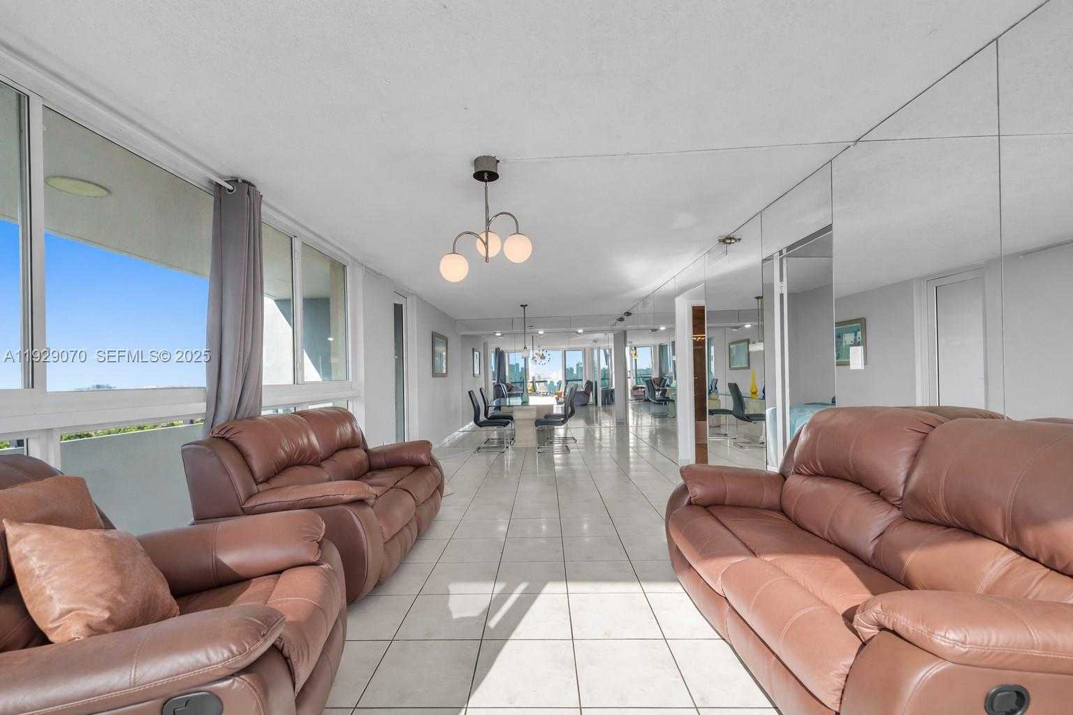 Small Image of 3200 COLLINS AVE #12-8, Miami Beach Number 14