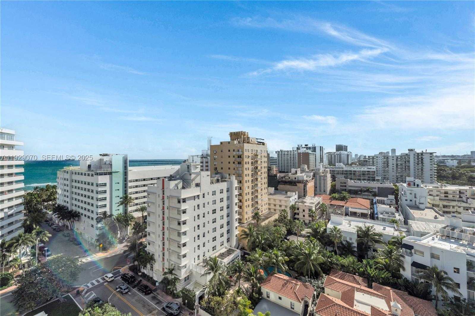 Small Image of 3200 COLLINS AVE #12-8, Miami Beach Number 31