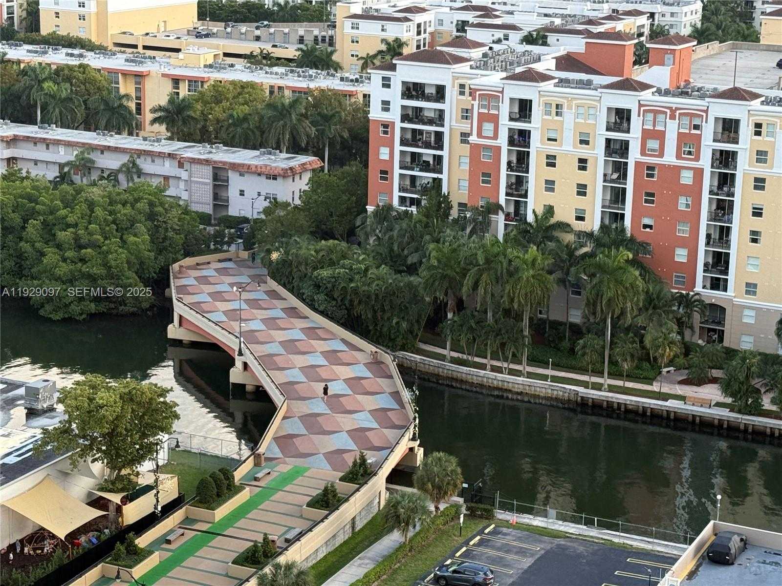 Small Image of 251 SOUTH EAST 174TH ST #2012, Sunny Isles Beach Number 4