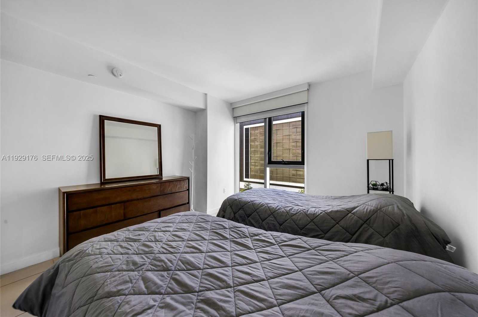 Small Image of 31 SOUTH EAST 6TH ST #907, Miami Number 13