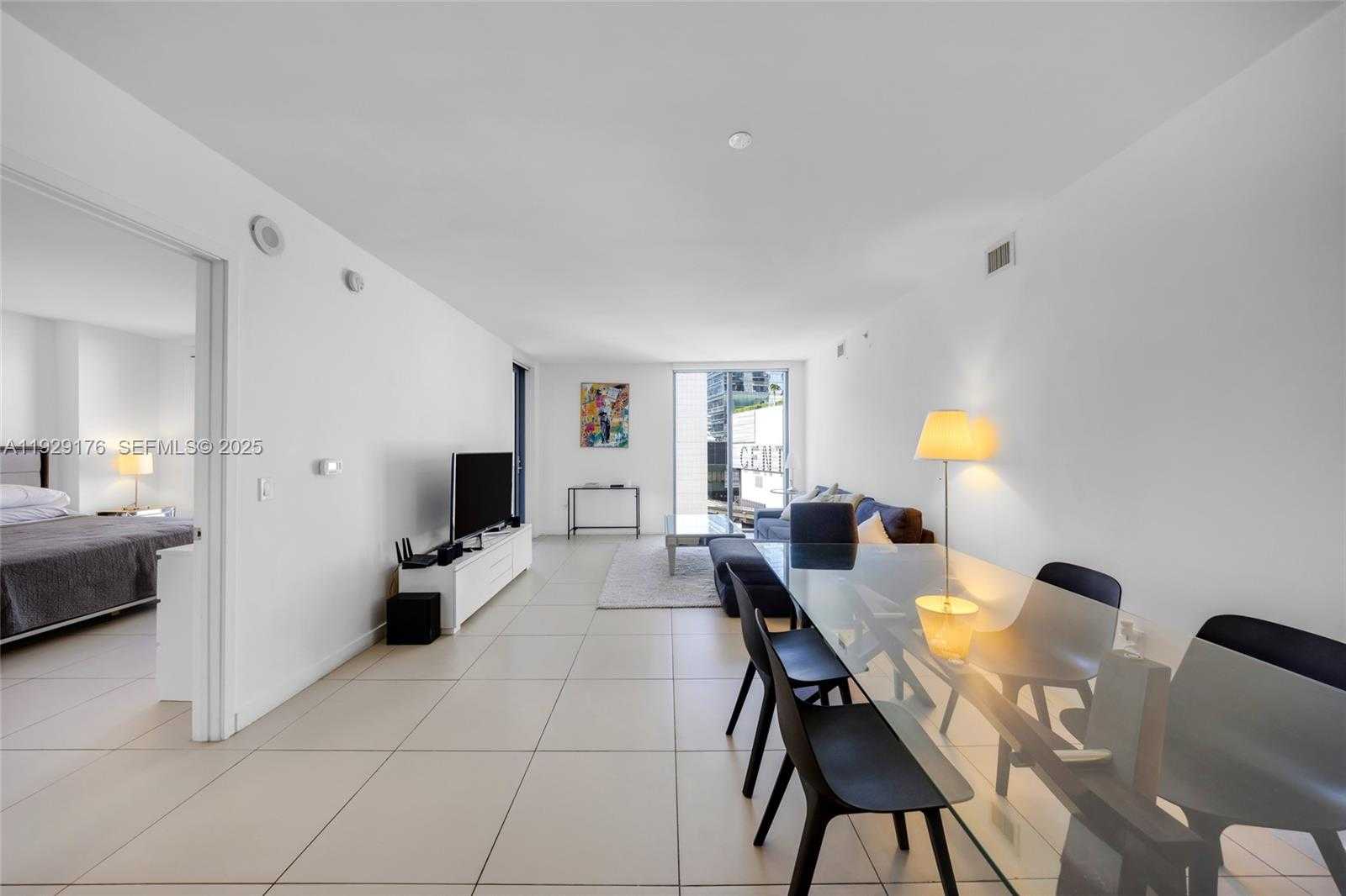 Small Image of 31 SOUTH EAST 6TH ST #907, Miami Number 2