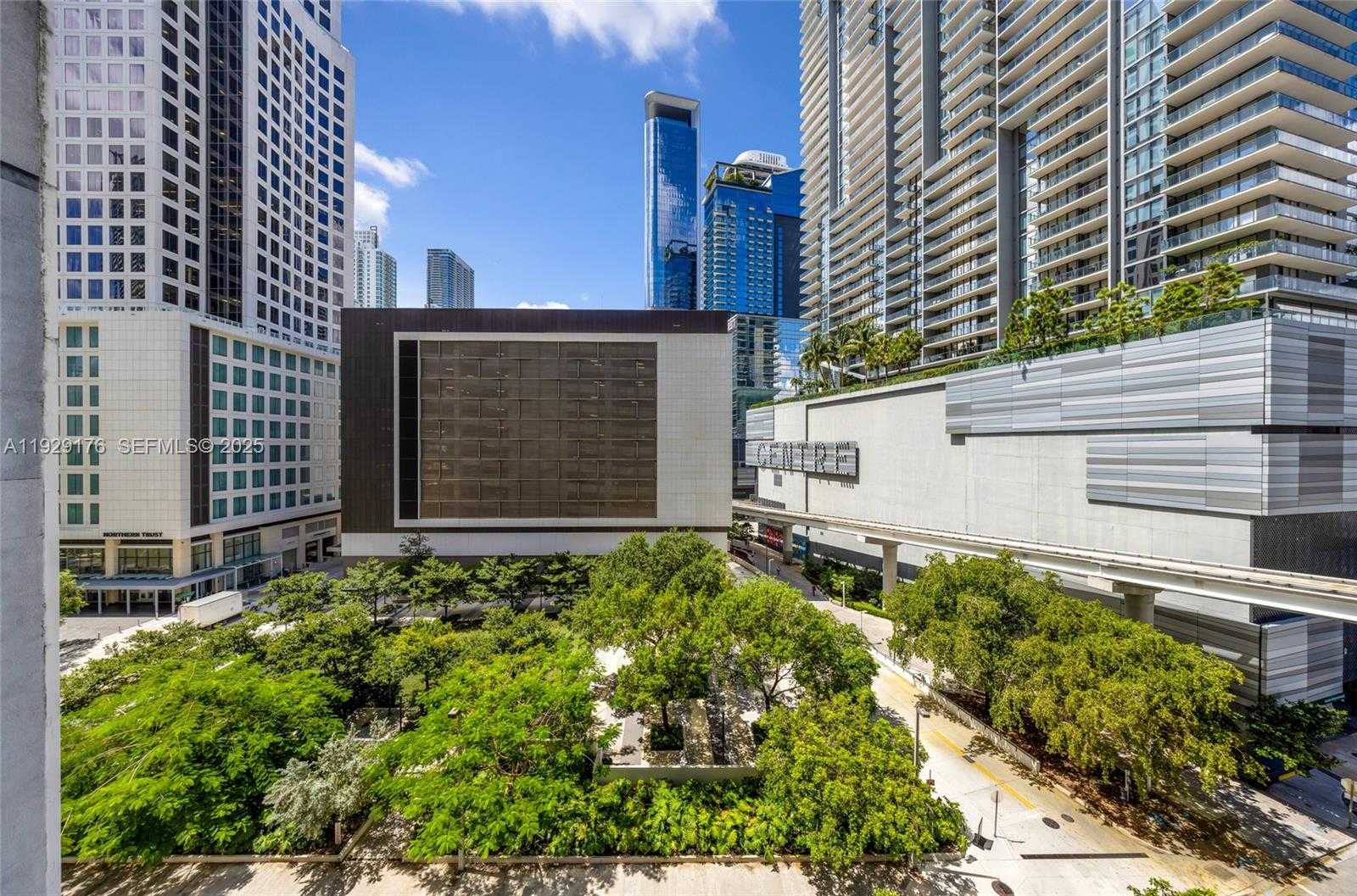 Small Image of 31 SOUTH EAST 6TH ST #907, Miami Number 23