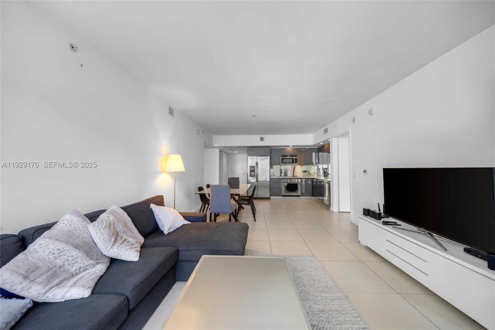 Small Image of 31 SOUTH EAST 6TH ST #907, Miami Number 7