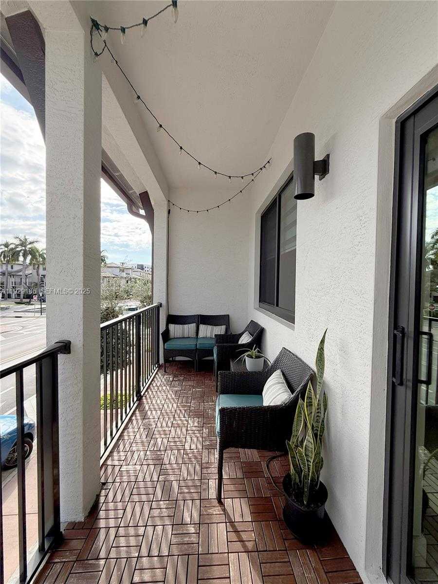 Small Image of 4654 NORTH WEST 84TH AVE, Doral Number 23