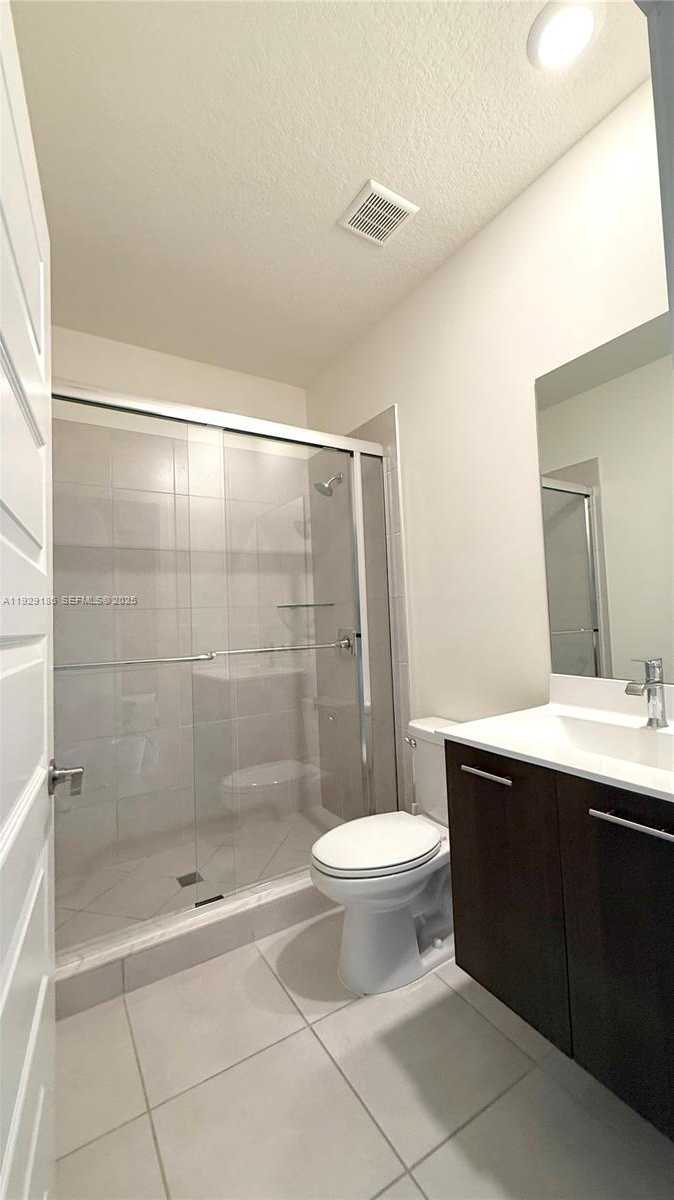 Small Image of 4654 NORTH WEST 84TH AVE, Doral Number 26