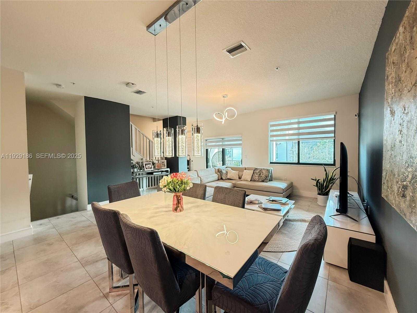 Small Image of 4654 NORTH WEST 84TH AVE, Doral Number 5