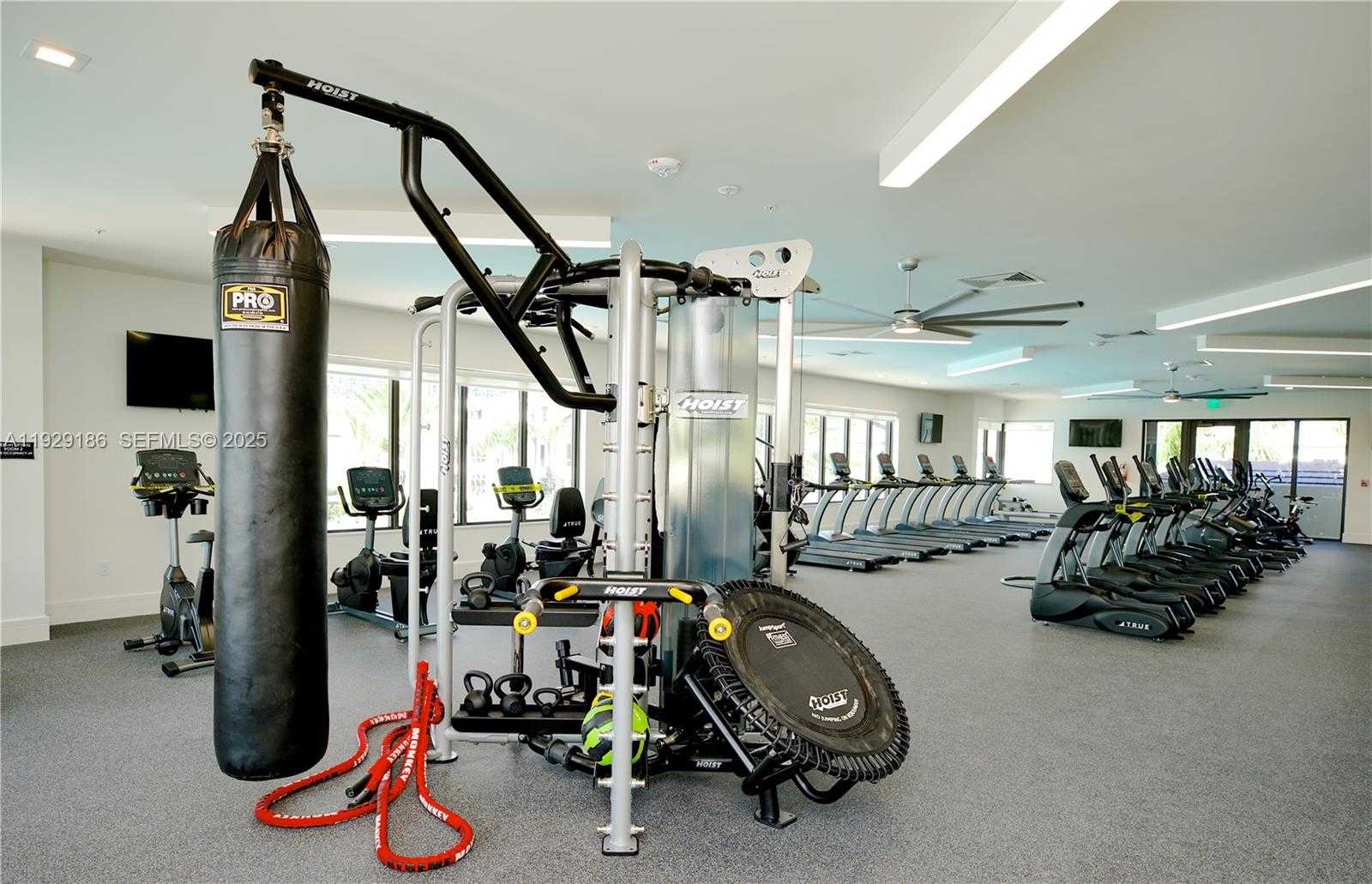 Small Image of 4654 NORTH WEST 84TH AVE, Doral Number 58