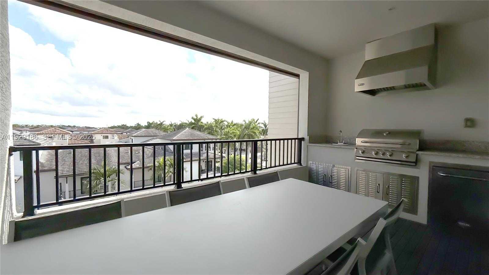 Small Image of 4654 NORTH WEST 84TH AVE, Doral Number 8