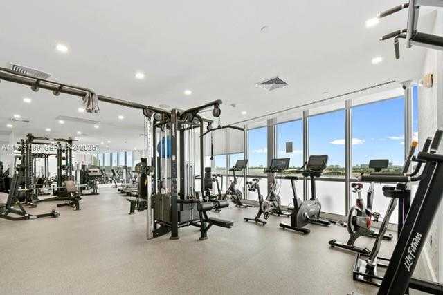 Small Image of 1100 BISCAYNE BLVD #3104, Miami Number 31