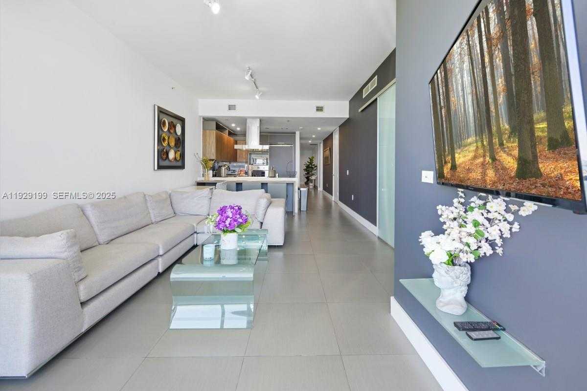 Small Image of 1100 BISCAYNE BLVD #3104, Miami Number 9