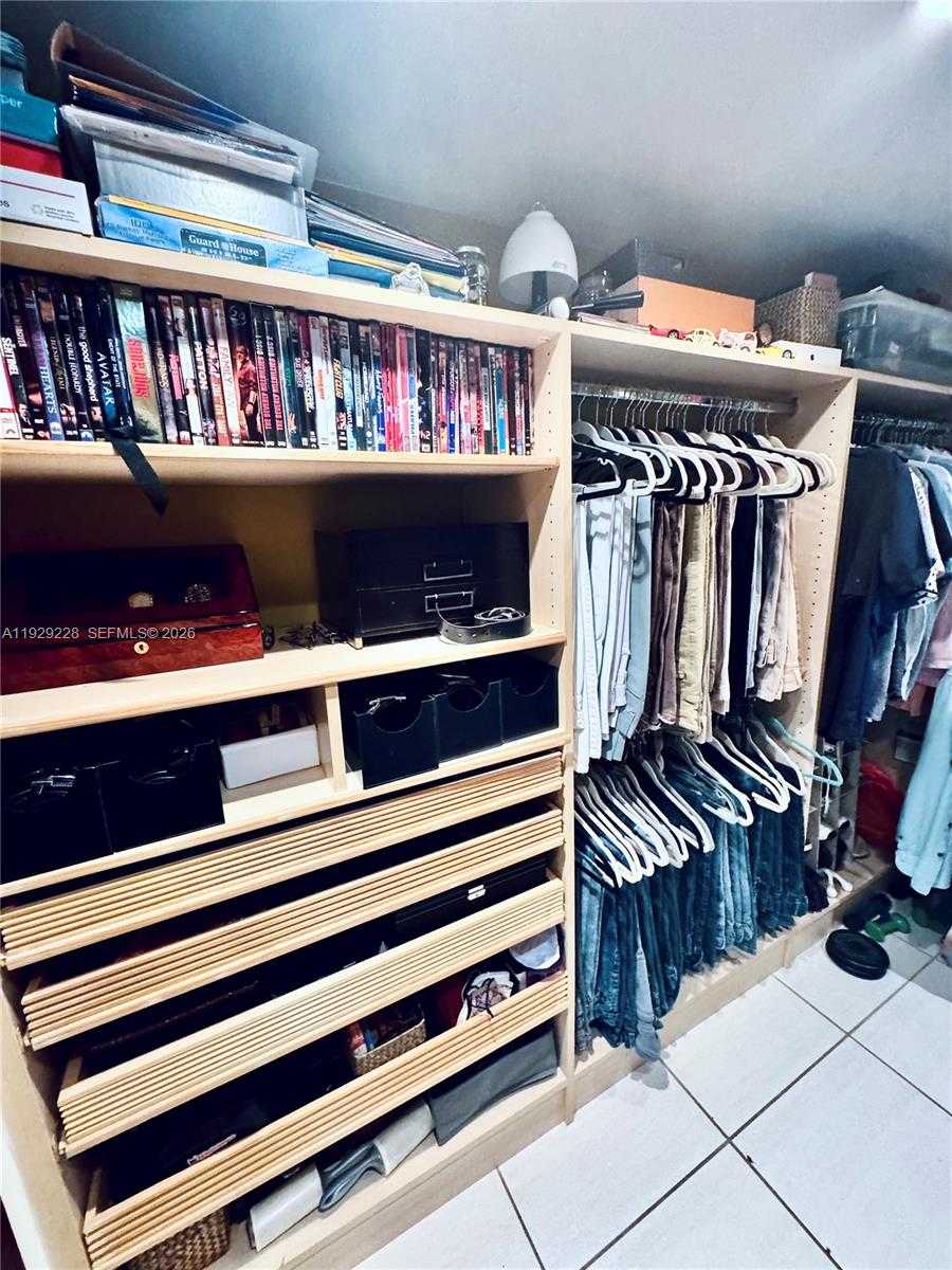 Small Image of 3007 NORTH EAST 183RD LN, Aventura Number 30