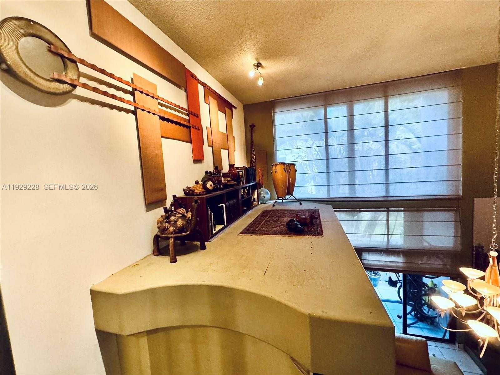 Small Image of 3007 NORTH EAST 183RD LN, Aventura Number 38