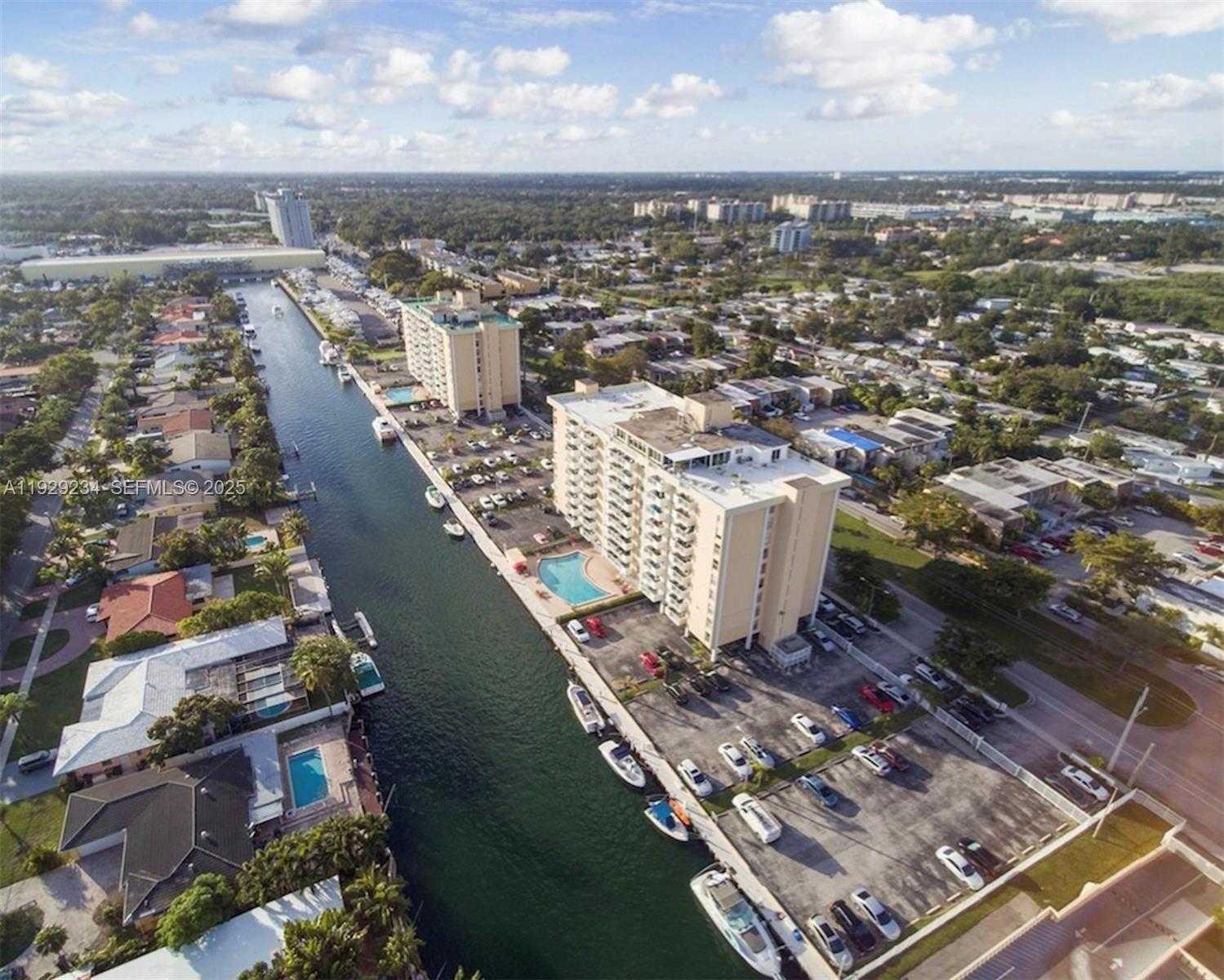 Small Image of 2000 NORTH EAST 135TH ST #710, North Miami Number 21