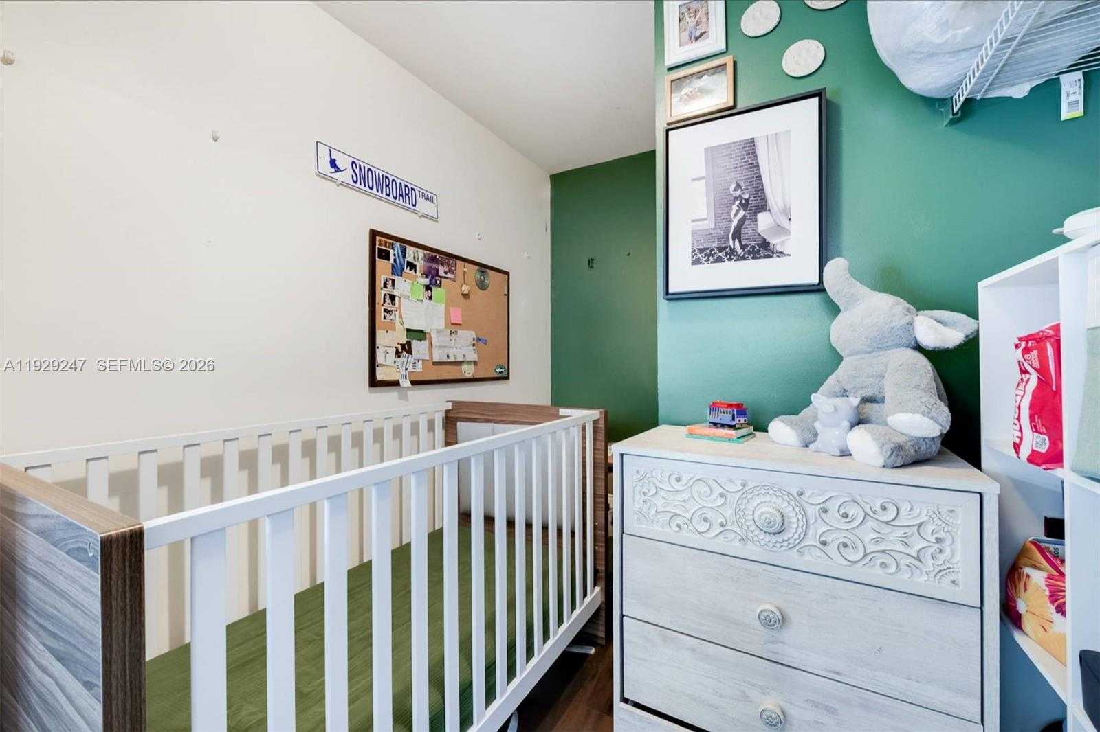 Small Image of 3339 VIRGINIA STREET #305, Miami Number 11