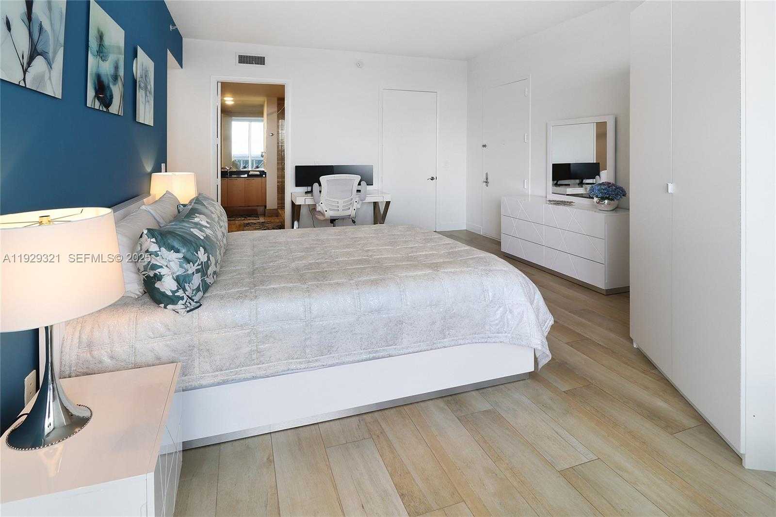 Small Image of 16001 COLLINS AVE #3005, Sunny Isles Beach Number 18