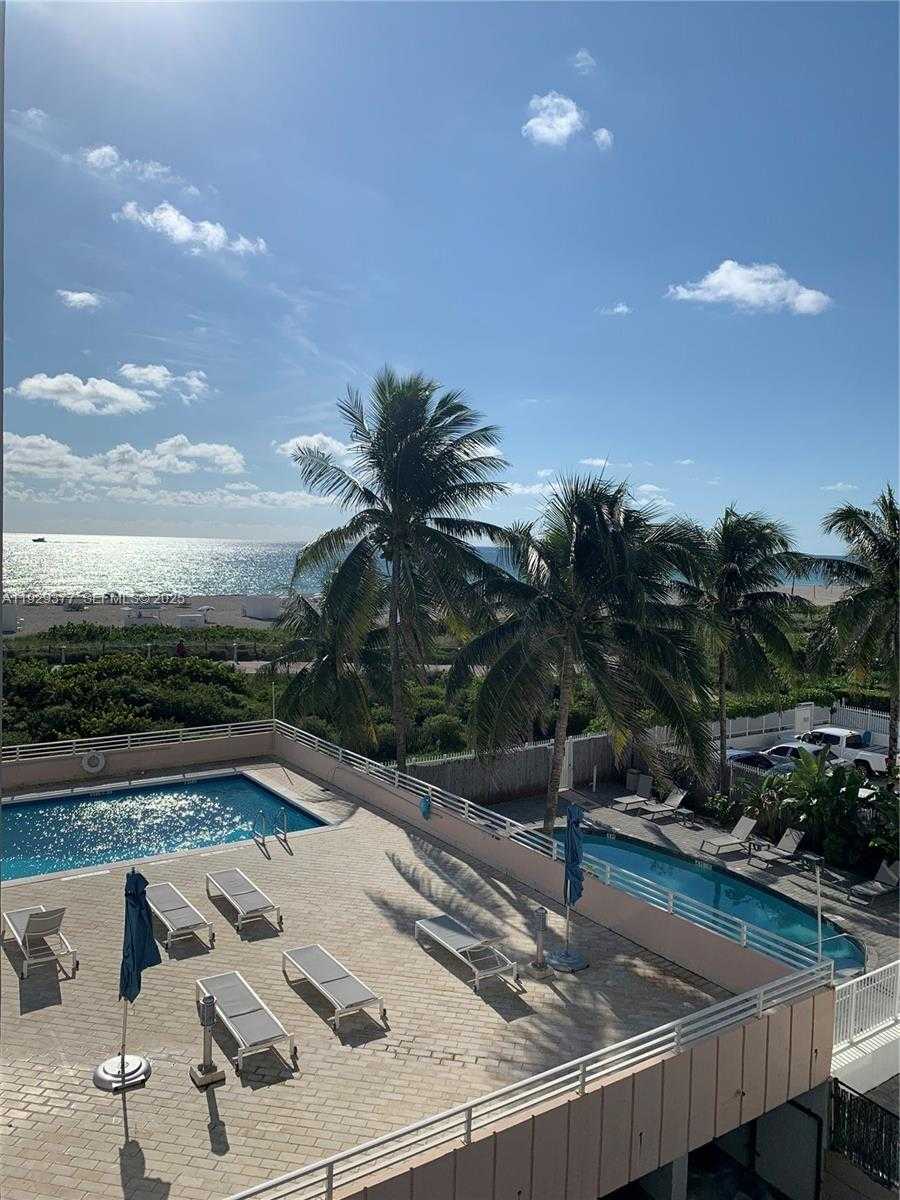 Small Image of 345 OCEAN DR #414, Miami Beach Number 2