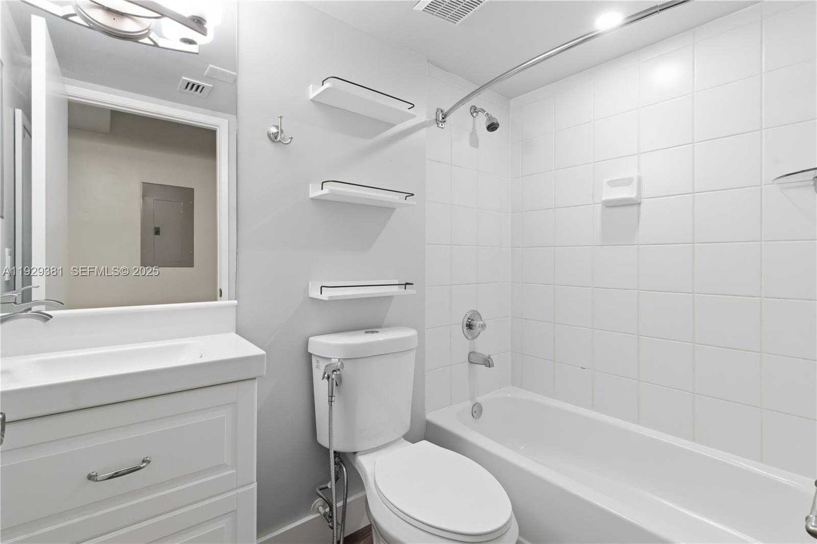 Small Image of 3300 NORTH EAST 192ND ST #LP06, Aventura Number 18