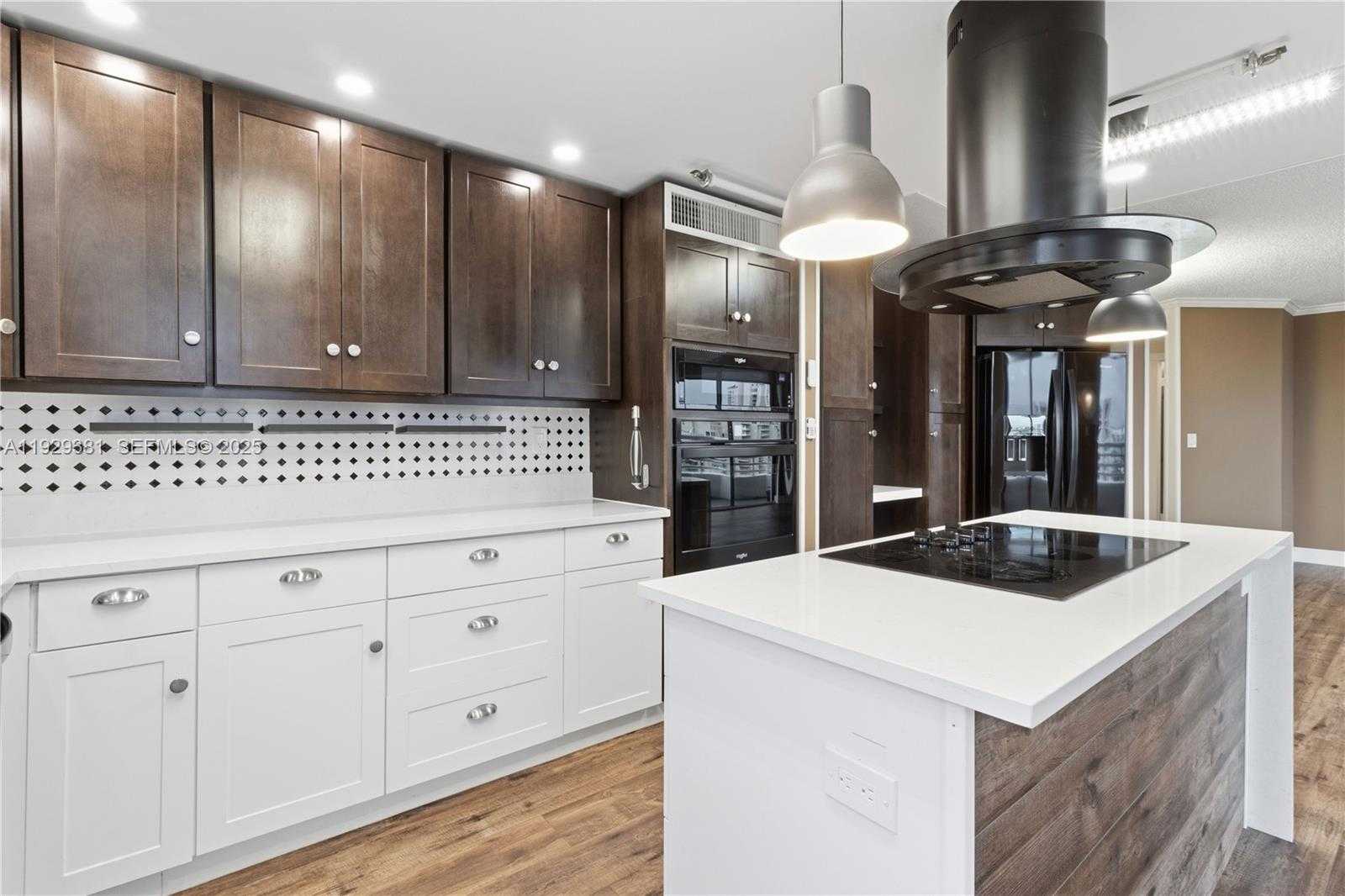 Small Image of 3300 NORTH EAST 192ND ST #LP06, Aventura Number 6