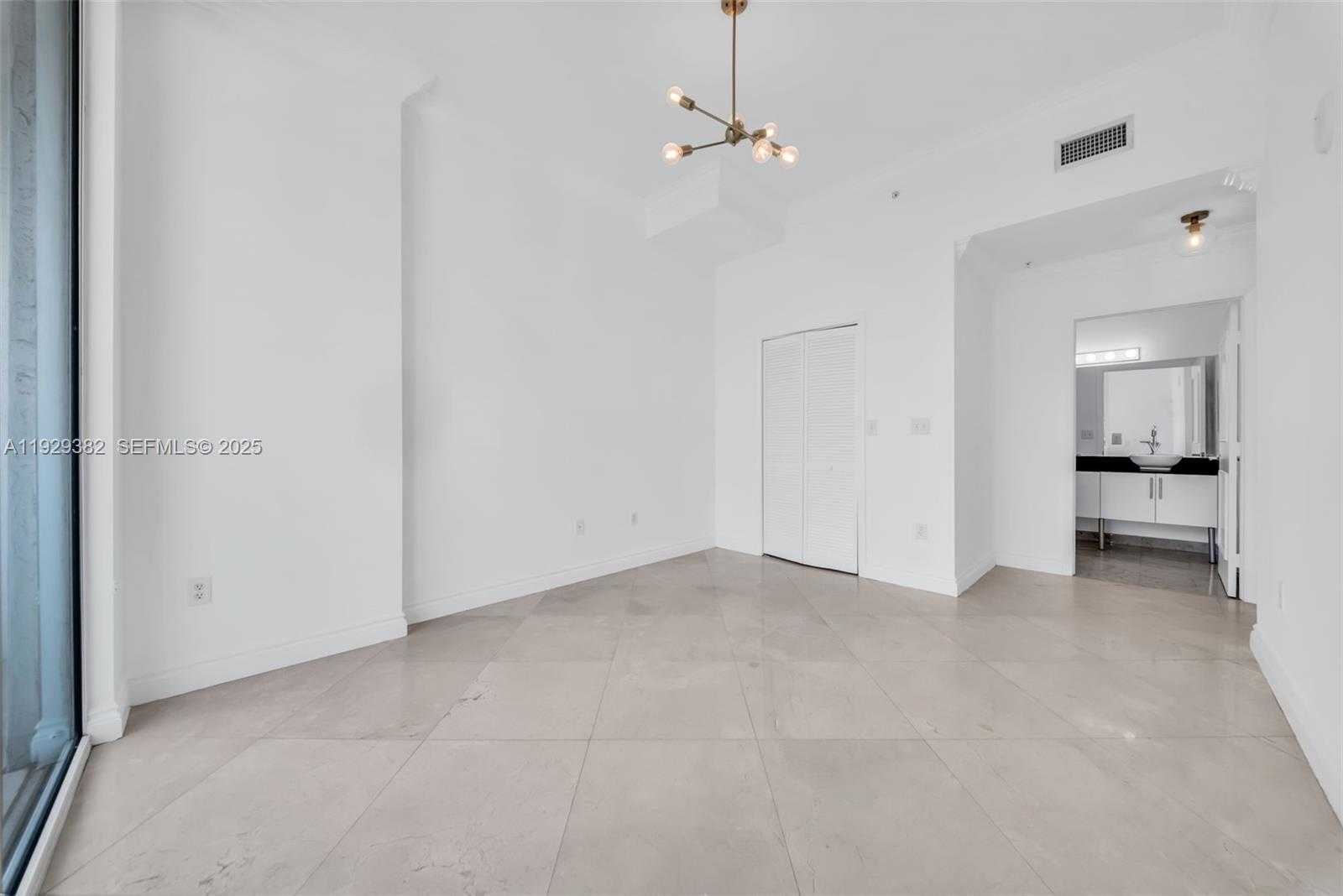 Small Image of 31 SOUTH EAST 5TH ST #4314, Miami Number 12