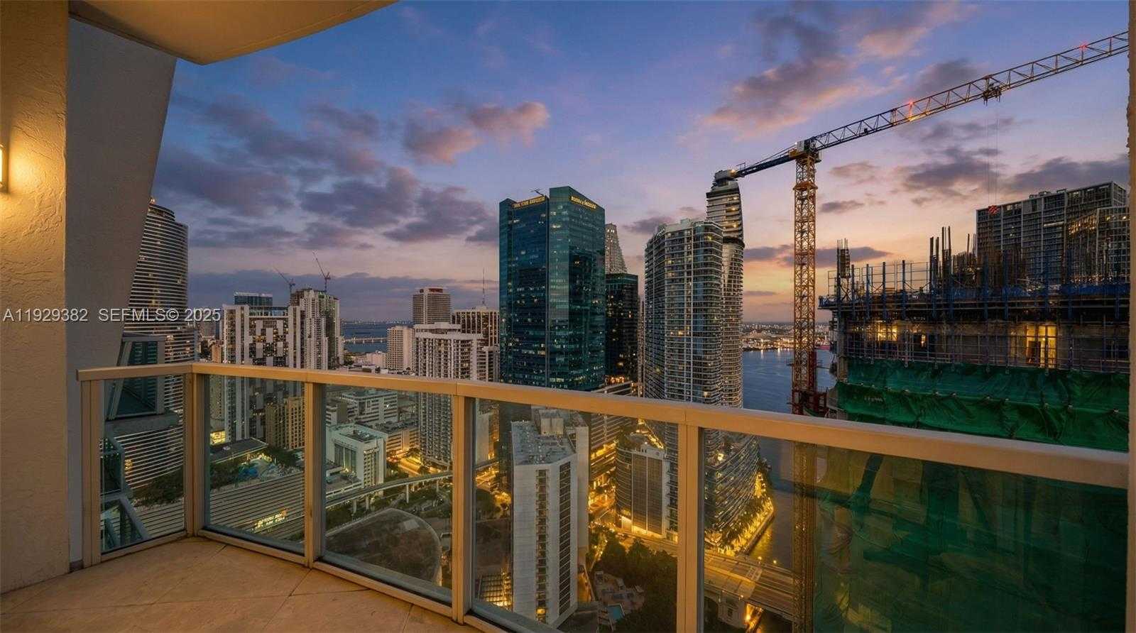 Small Image of 31 SOUTH EAST 5TH ST #4314, Miami Number 15