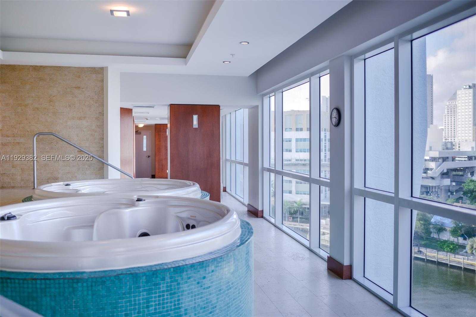 Small Image of 31 SOUTH EAST 5TH ST #4314, Miami Number 34