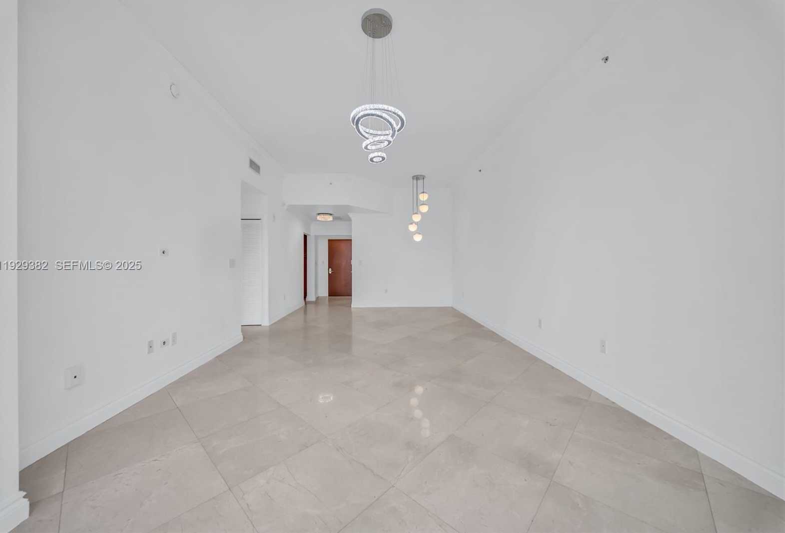 Small Image of 31 SOUTH EAST 5TH ST #4314, Miami Number 8