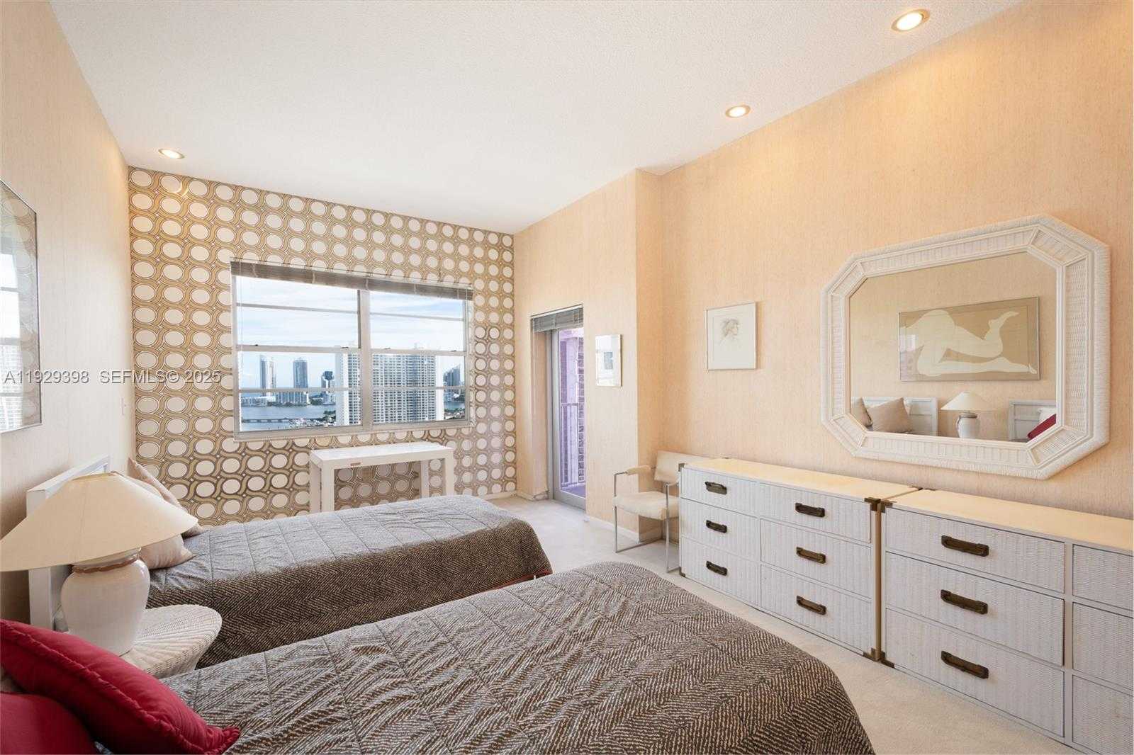 Small Image of 2851 NORTH EAST 183RD ST #2211 E, Aventura Number 16