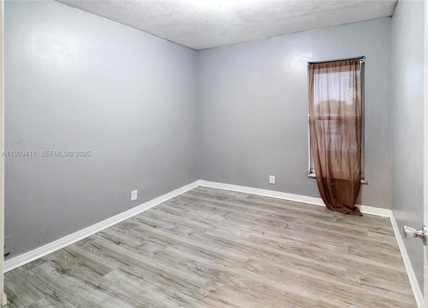 Small Image of 6352 BOULEVARD OF CHAMPIONS #1, North Lauderdale Number 19