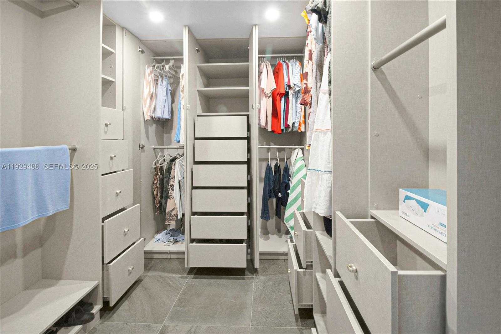 Small Image of 7600 COLLINS AVE #709, Miami Beach Number 22