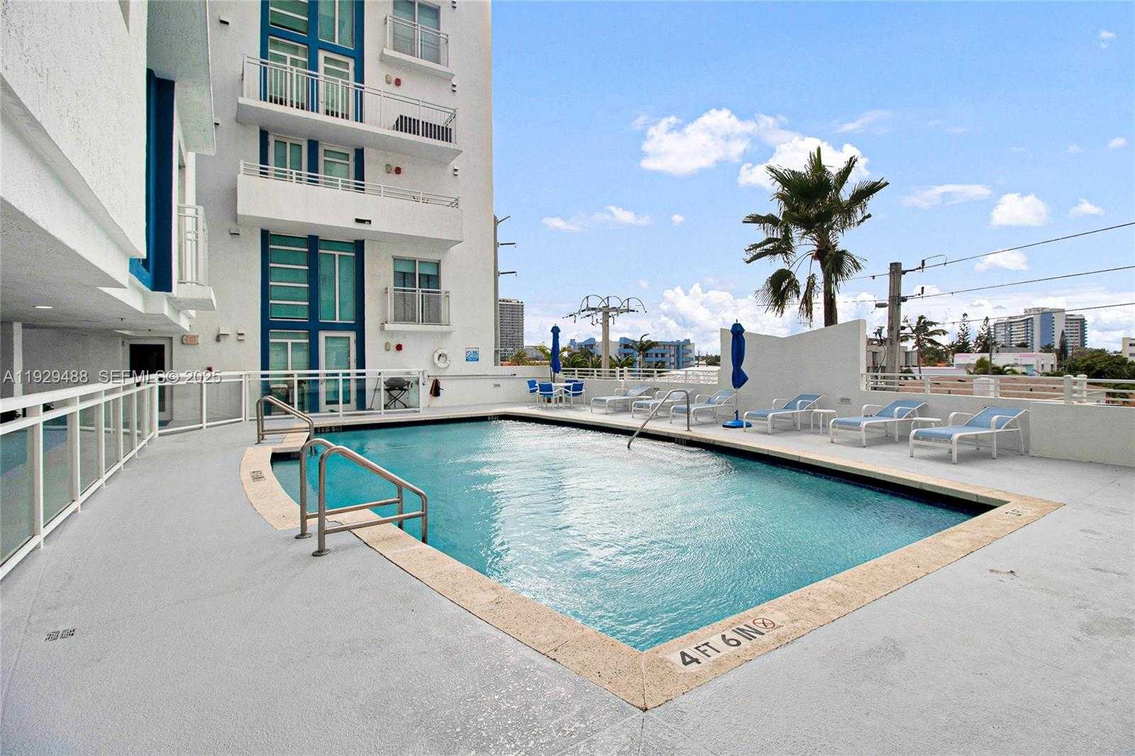 Small Image of 7600 COLLINS AVE #709, Miami Beach Number 39