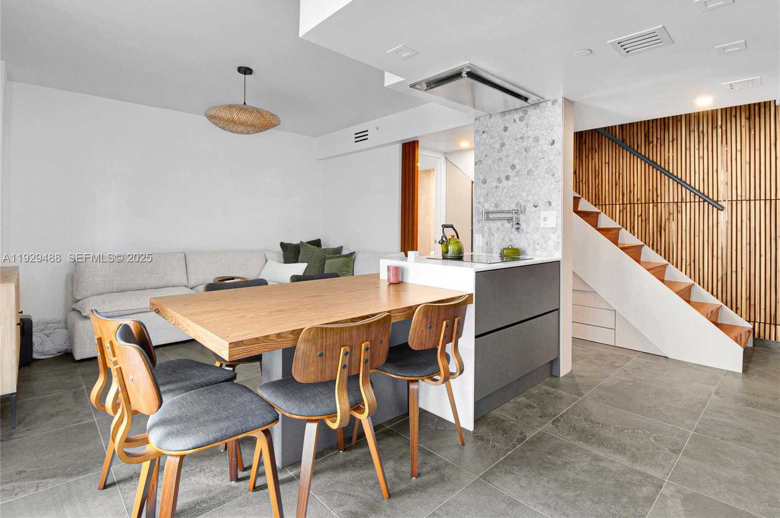 Small Image of 7600 COLLINS AVE #709, Miami Beach Number 7