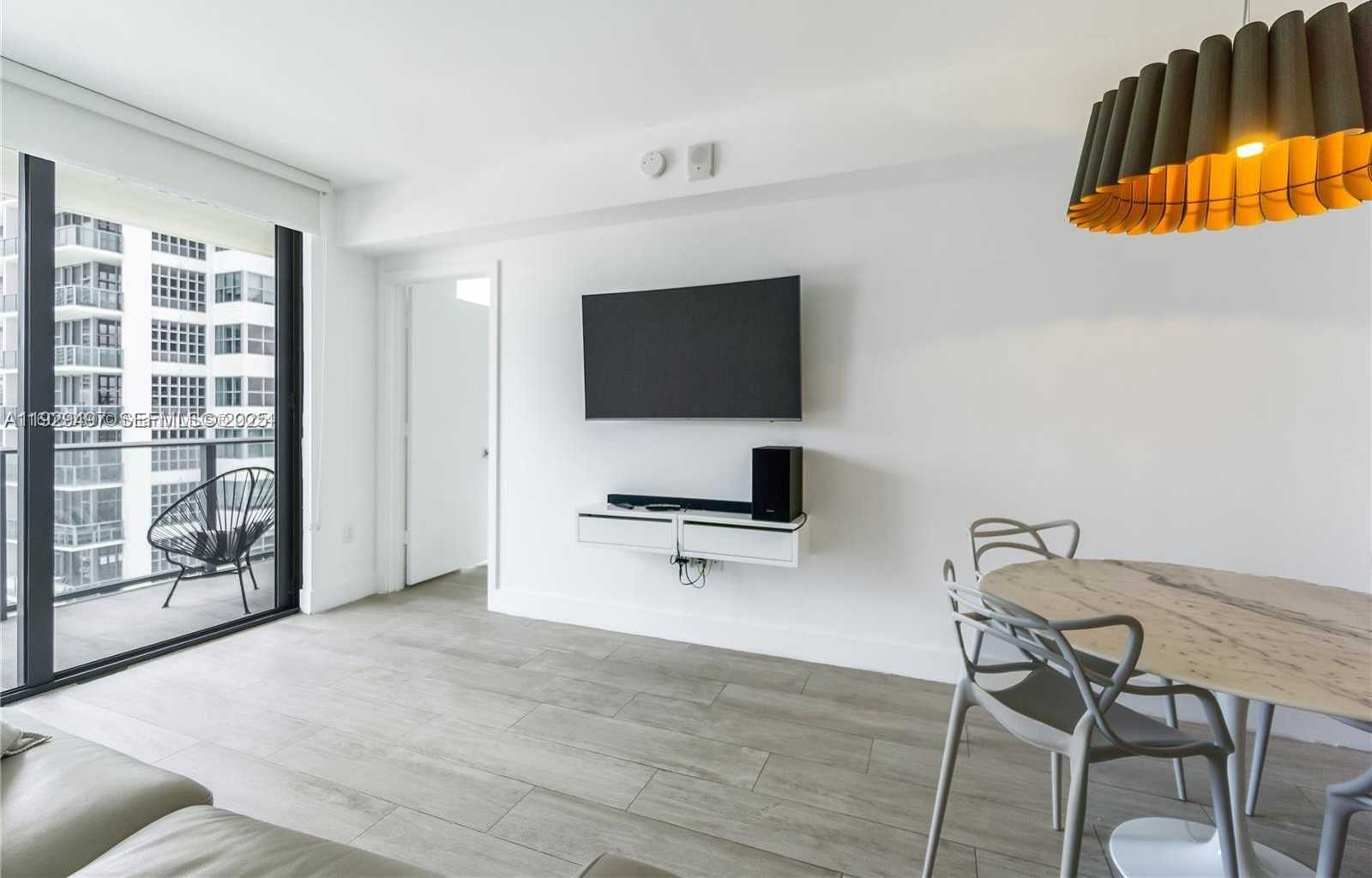 Small Image of 121 NORTH EAST 34TH ST #1203, Miami Number 4