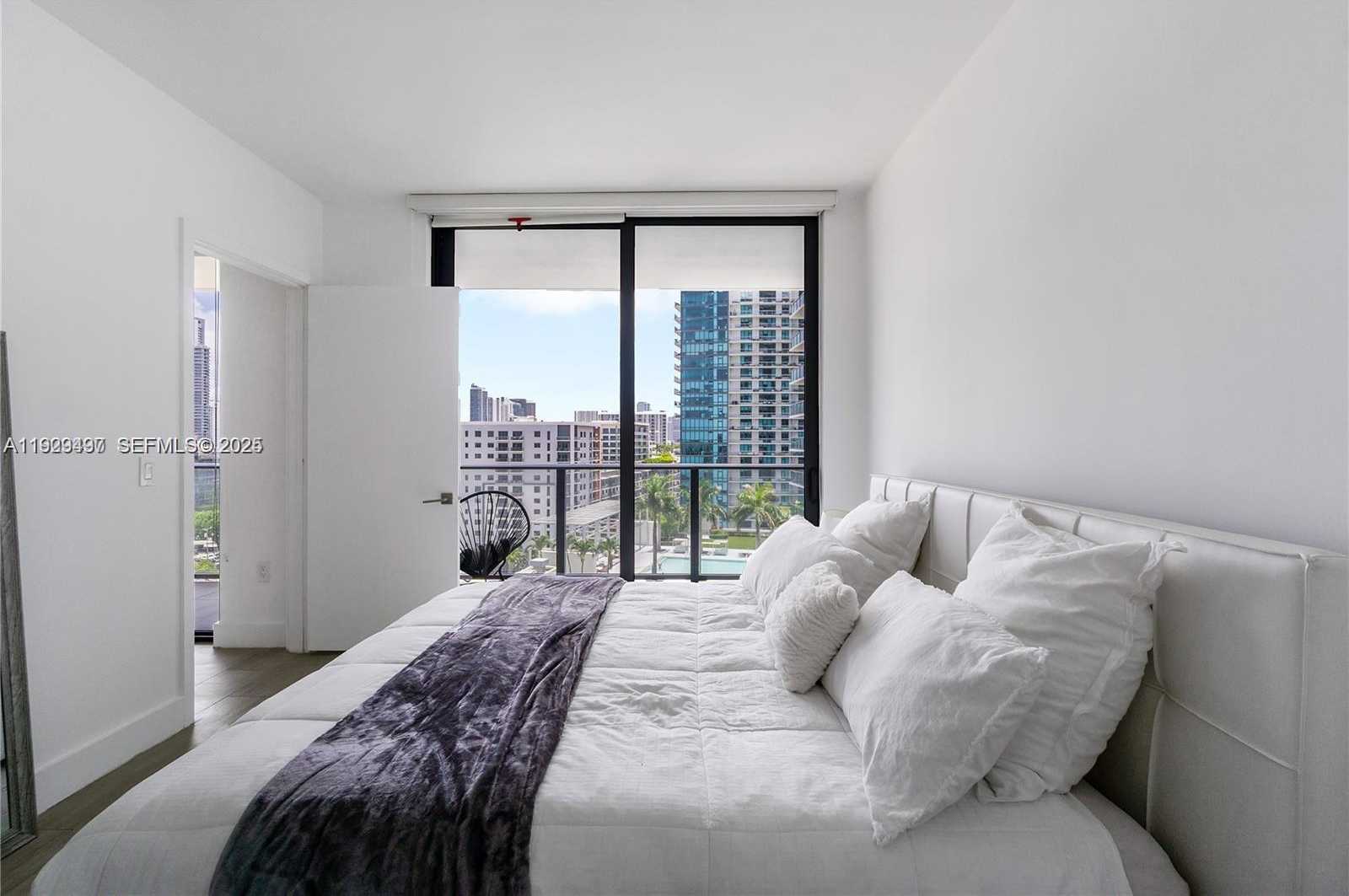 Small Image of 121 NORTH EAST 34TH ST #1203, Miami Number 8