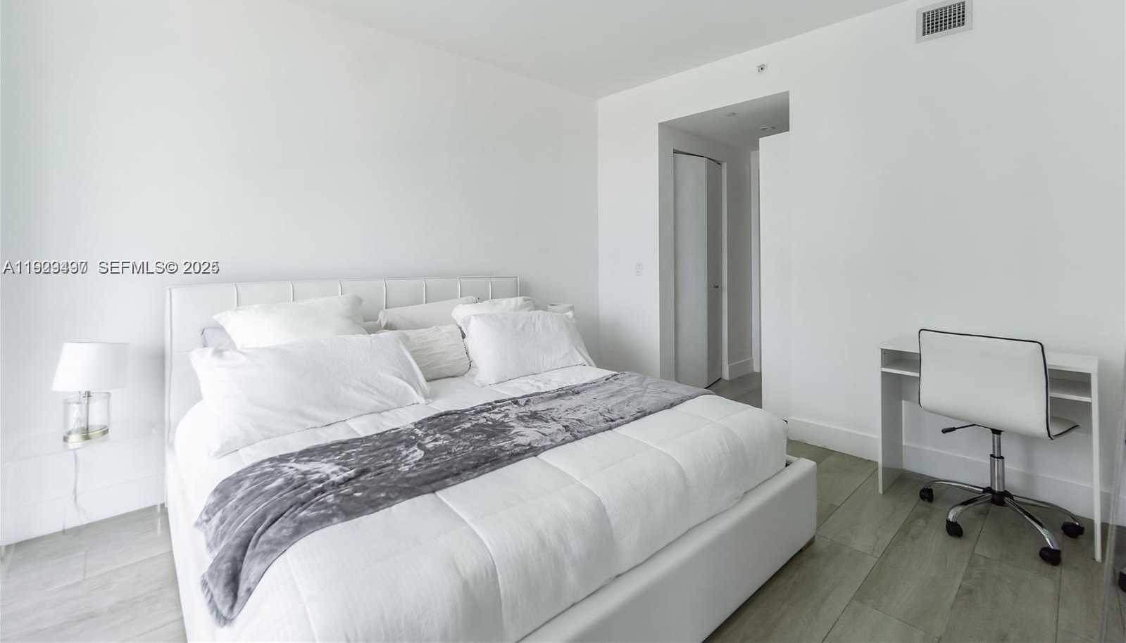 Small Image of 121 NORTH EAST 34TH ST #1203, Miami Number 9